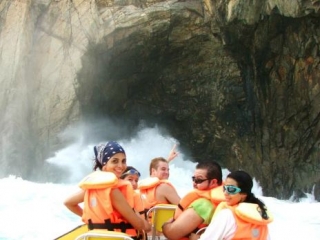  Tour en bateau 